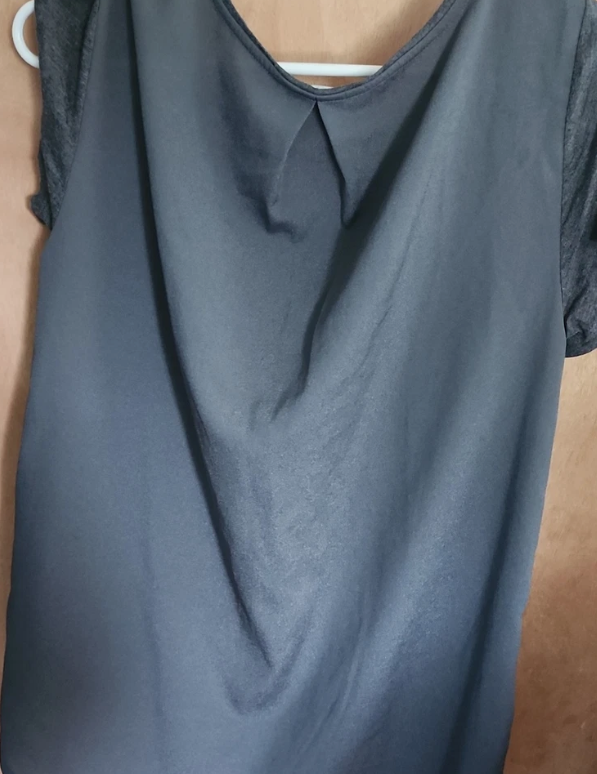 Banana Republic Scoop Neck