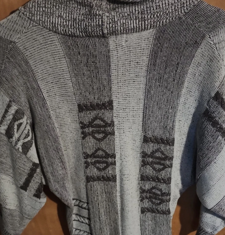 Ecote Sweater