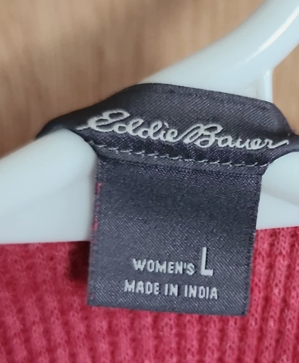Eddie Bauer Neck